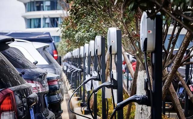 純電汽車可能會被時代拋棄?內行人預言:下一個主角已經登場了!