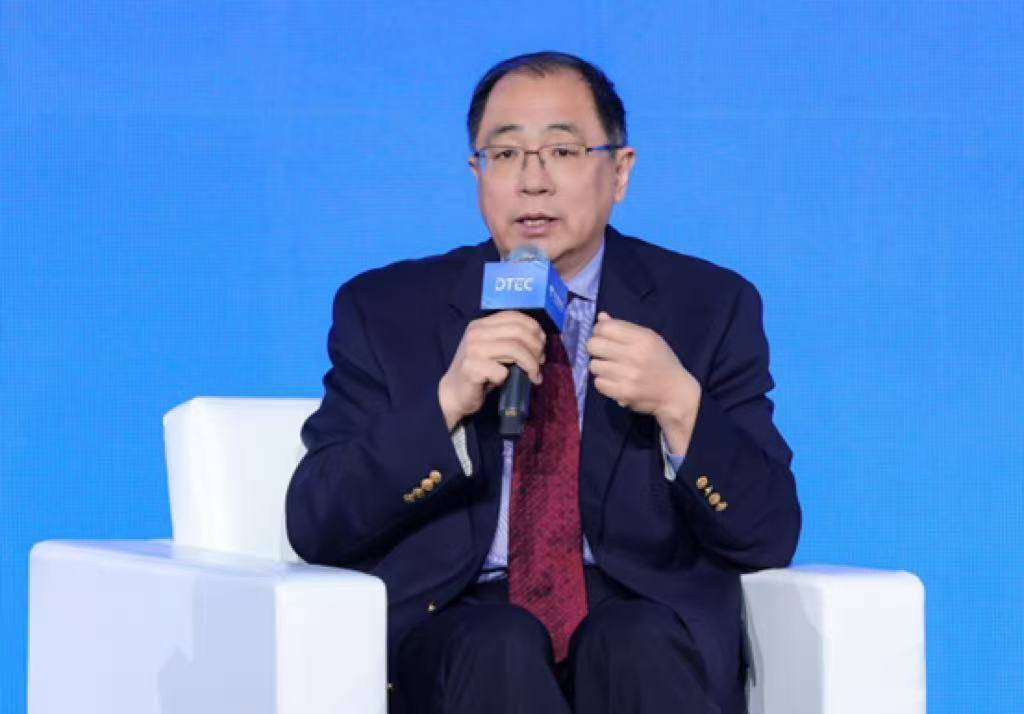 2025數(shù)智科技生態(tài)大會 | 高通攜手合作伙伴帶來多項“智能領(lǐng)航”創(chuàng)新成果